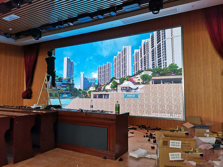 武漢某學(xué)校LED顯示屏