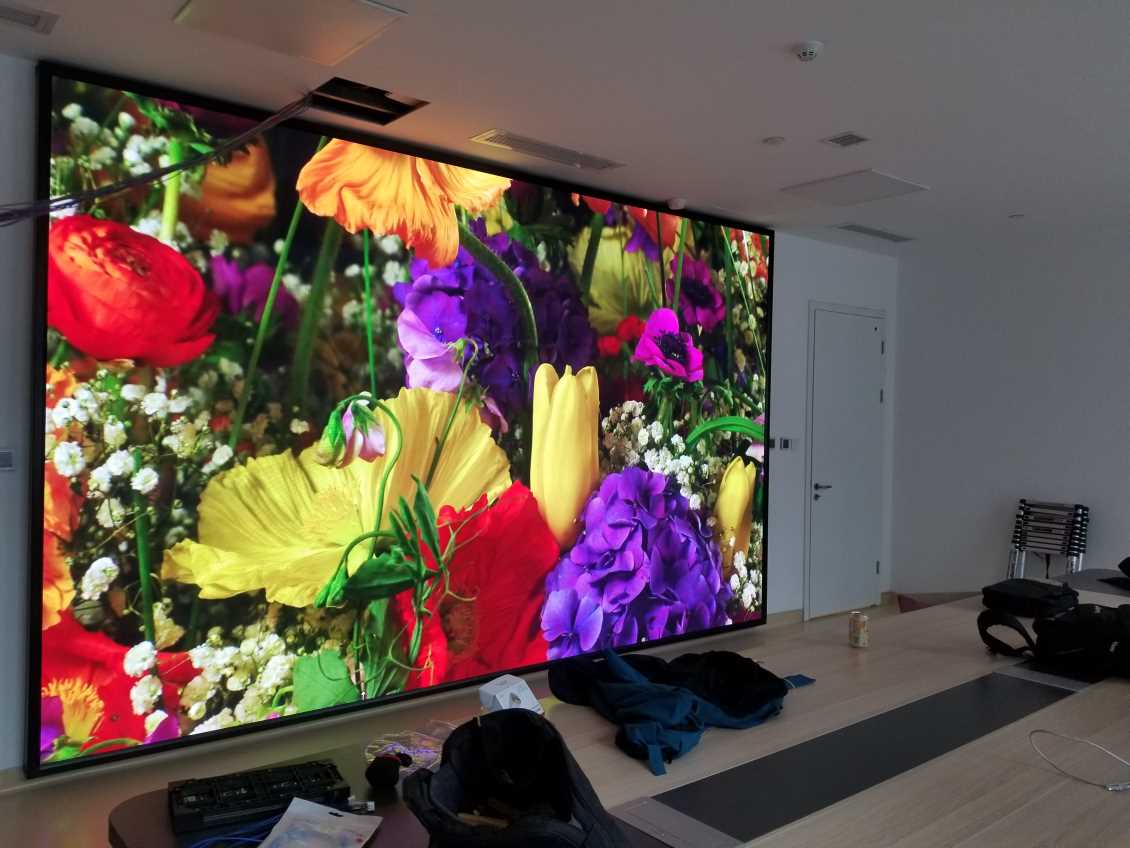 山西室內(nèi)P2高清全彩LED顯示屏